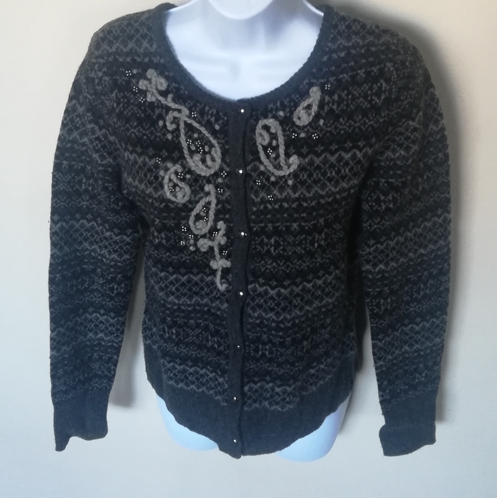 EDDIE BEAUER SWEATER